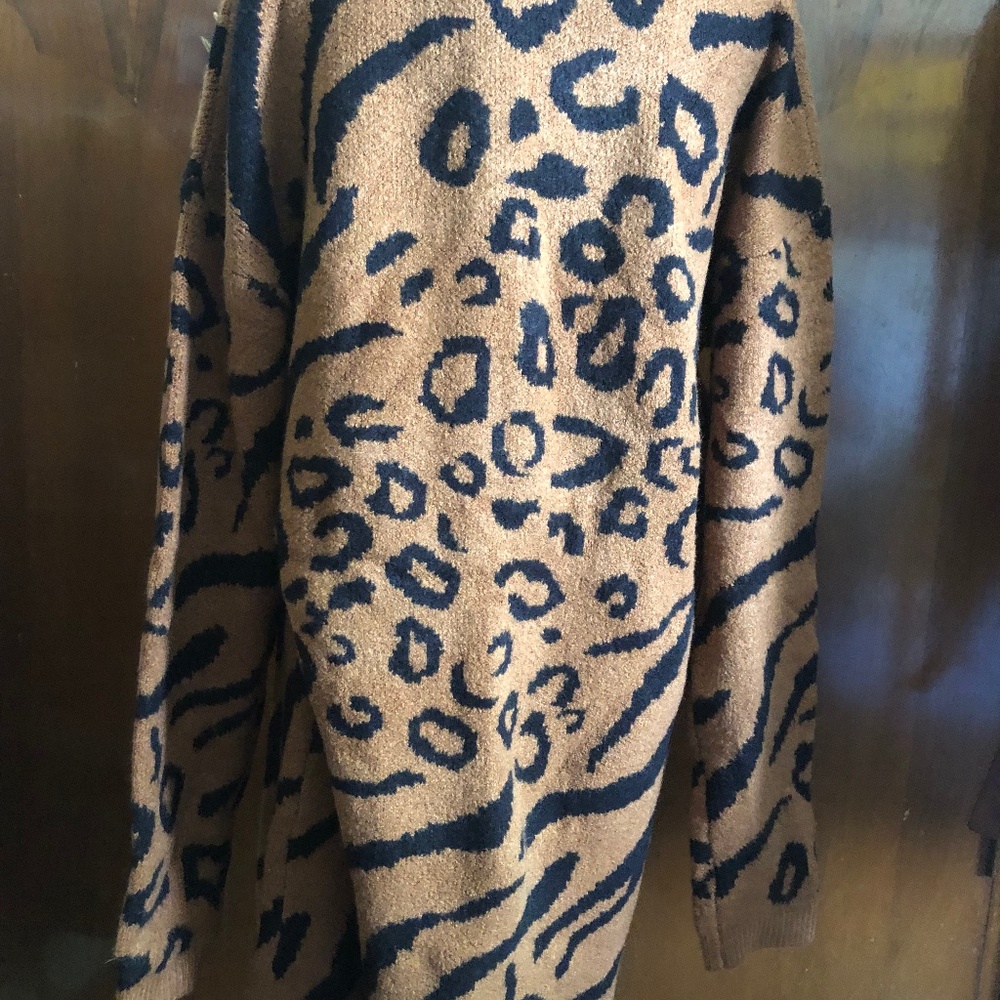 Anthropologie tiger leopard knit sweater